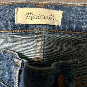 Madewell - high rise skinny with button fly - 30P
